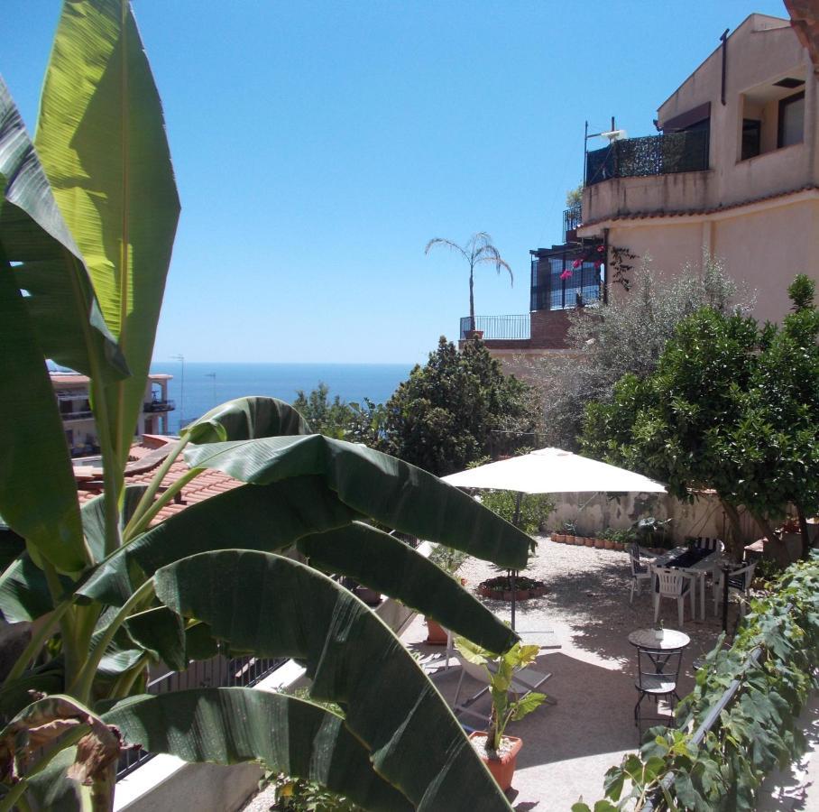 טאורמינה Villa Il Melograno מראה חיצוני תמונה