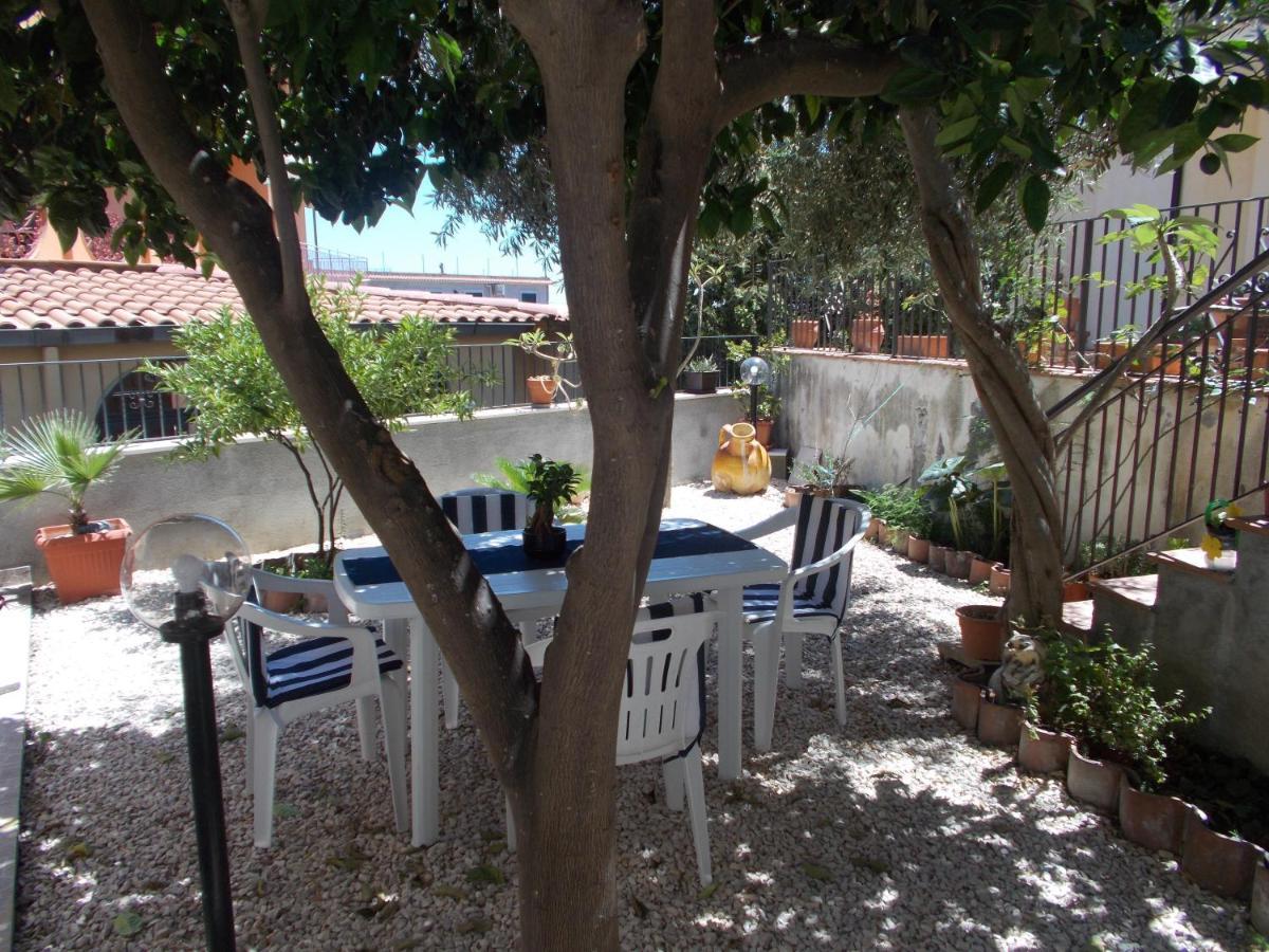 טאורמינה Villa Il Melograno מראה חיצוני תמונה
