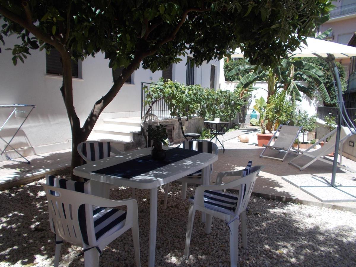 טאורמינה Villa Il Melograno מראה חיצוני תמונה